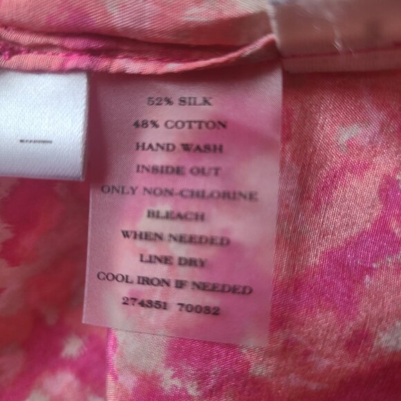 Ann Taylor sleeveless top - Picture 6 of 6